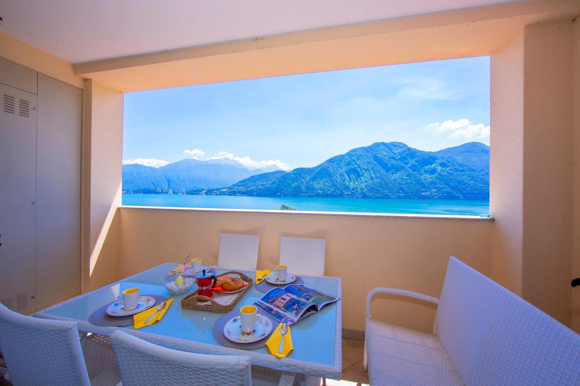 Appartement Como Lake Modern Apartament Ulivi à Mezzegra Extérieur photo